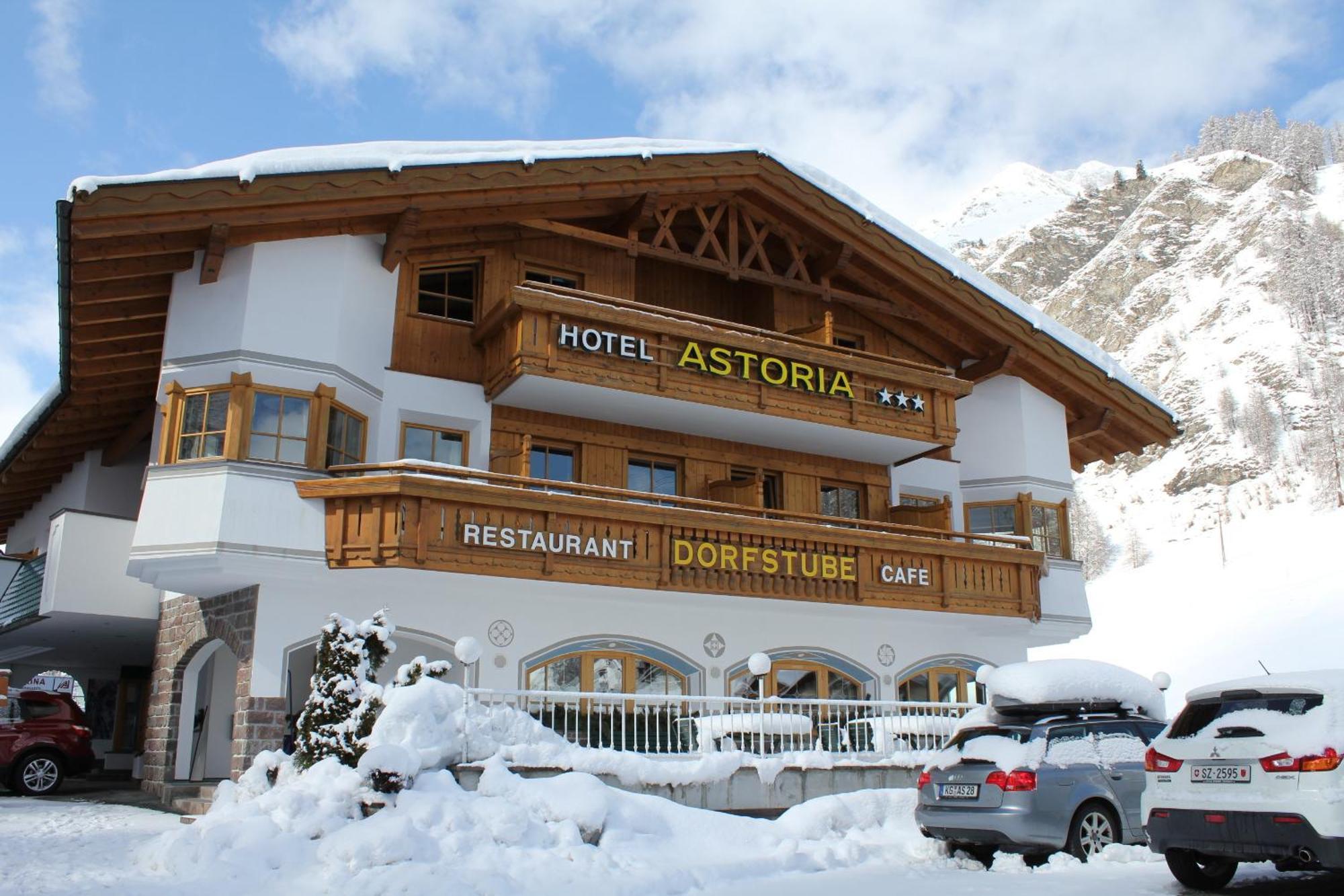 Hotel Astoria ซัมเนาน์ ภายนอก รูปภาพ