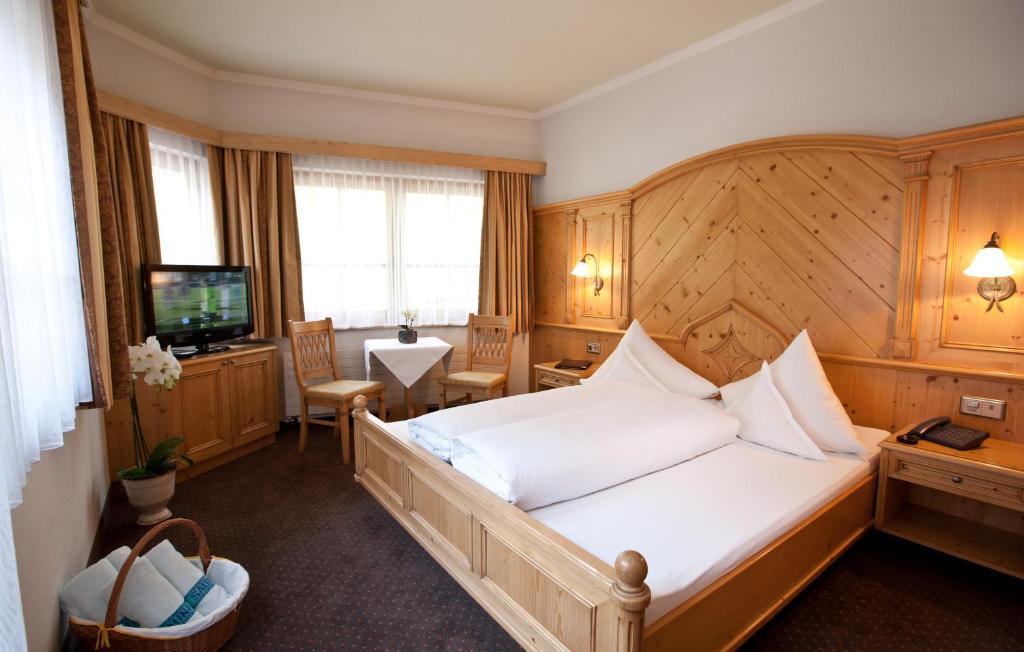 Hotel Astoria ซัมเนาน์ ห้อง รูปภาพ
