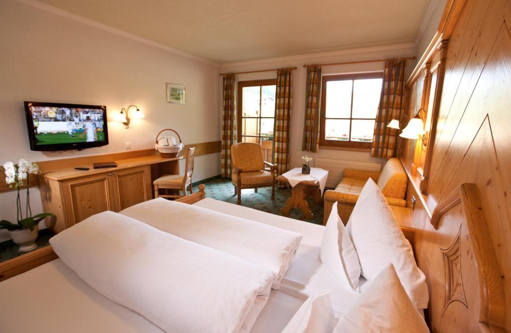 Hotel Astoria ซัมเนาน์ ห้อง รูปภาพ